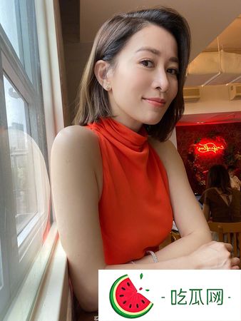 佘诗曼公开"恋情"男方高颜值正脸 佘诗曼否认恋情怎么回事
