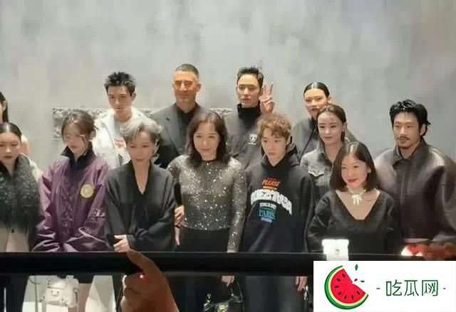 北京这一夜，叶童张小斐同框，陈飞宇戴眉钉，最惊喜的是王曼昱