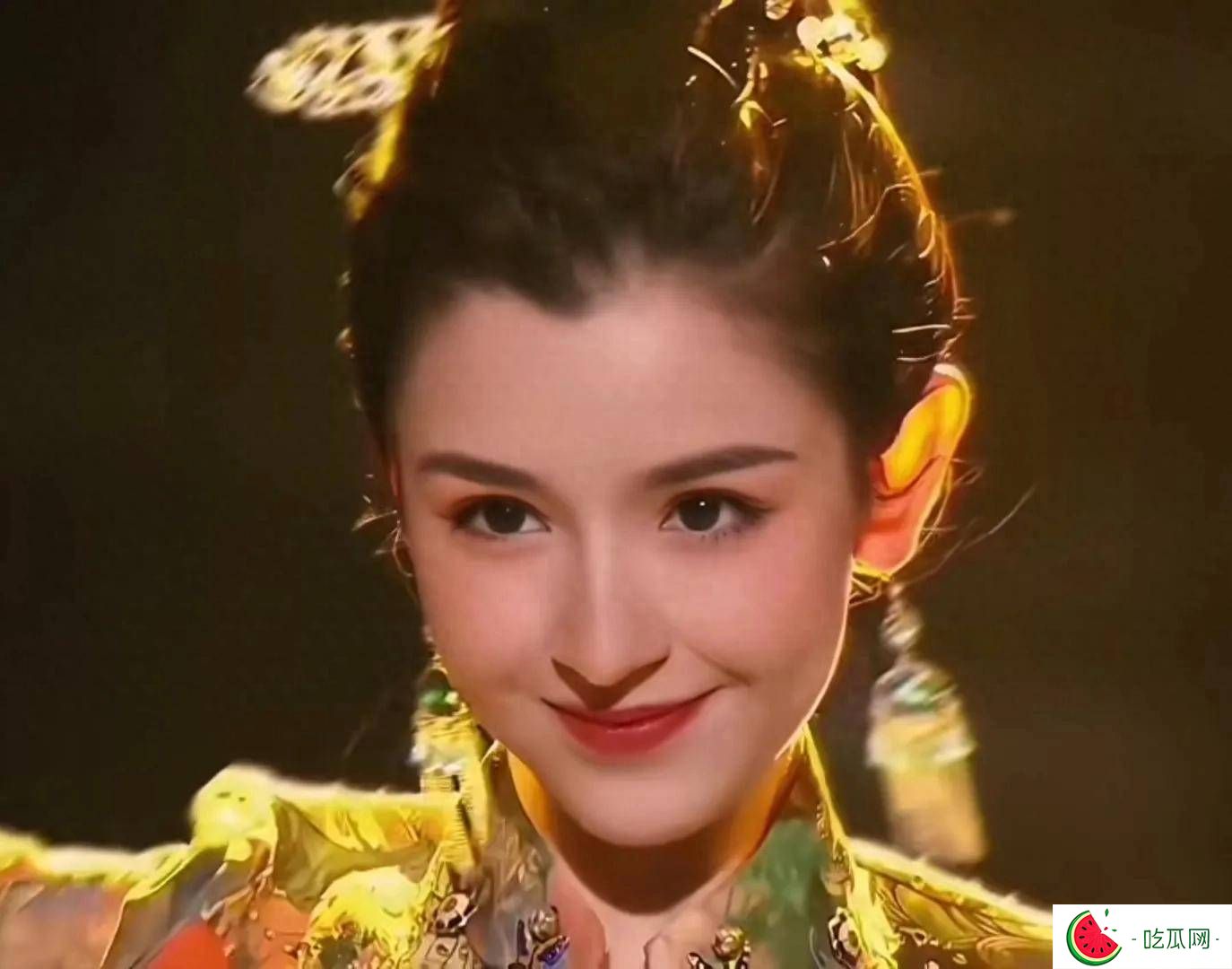 哈尼克孜因美貌被刷，因平凡也被删，真相令人唏嘘