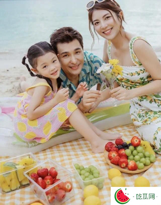 担心！TVB视帝妻子晒近况，面部肿到认不出，脸上无血色状态差