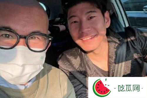具俊晔餐厅贴满大s照片，连厕所门口都不放过，还遭网友吐槽？