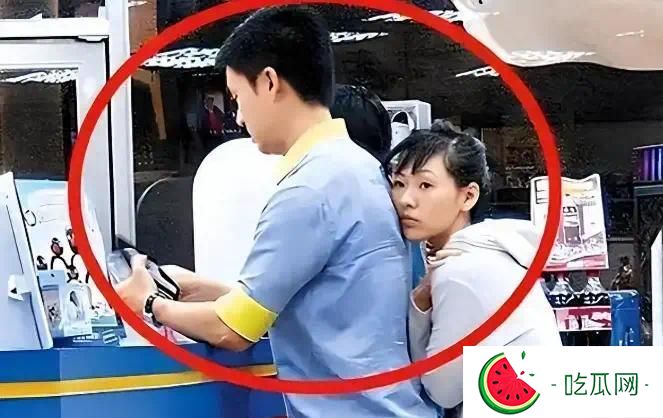 吴宗宪展开疯狂报复，下手比黄子佼还狠，小S三女儿惨遭“连坐”