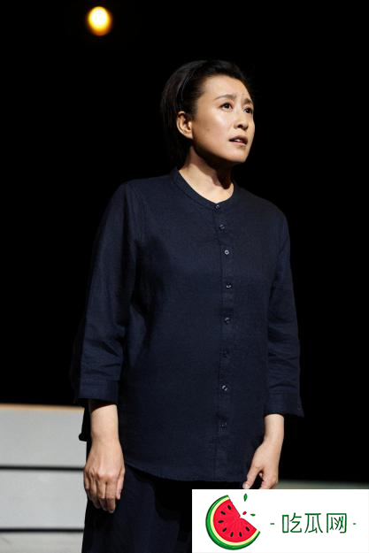 原创话剧《北去·南归》在京首演：简洁样貌与朴素情感“在场”大放异彩