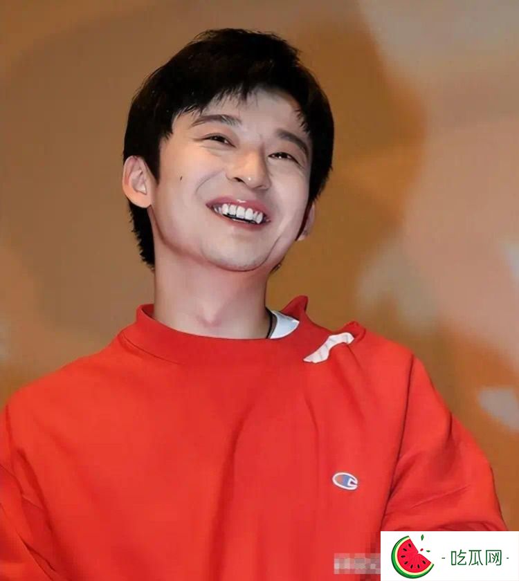 长相一般演技平平，却能让孙俪赵丽颖轮流为他搭戏，董子健不一般