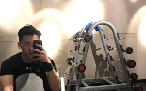 抖音奶片没带罩子52秒回放，抖音奶片故意走漏事件怎么回事