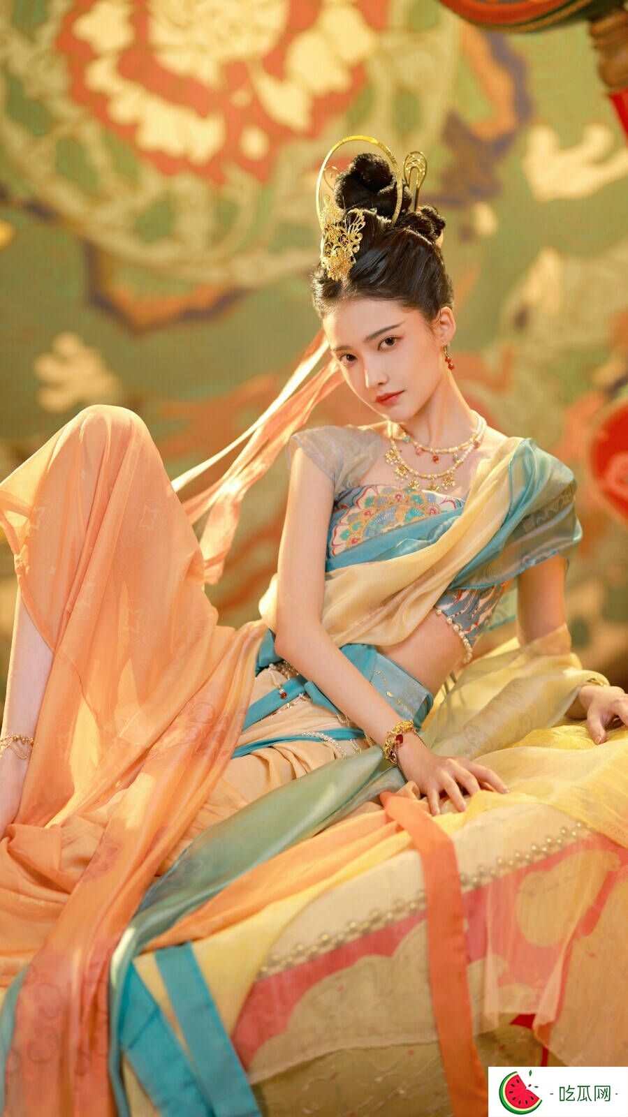 娱乐圈十大新疆女星，异域风情魅力无敌，颜值身材双重爆表！