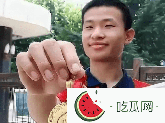 韦东奕入驻抖音，一天涨粉超百万，亲人回应:让他多与外界接触！