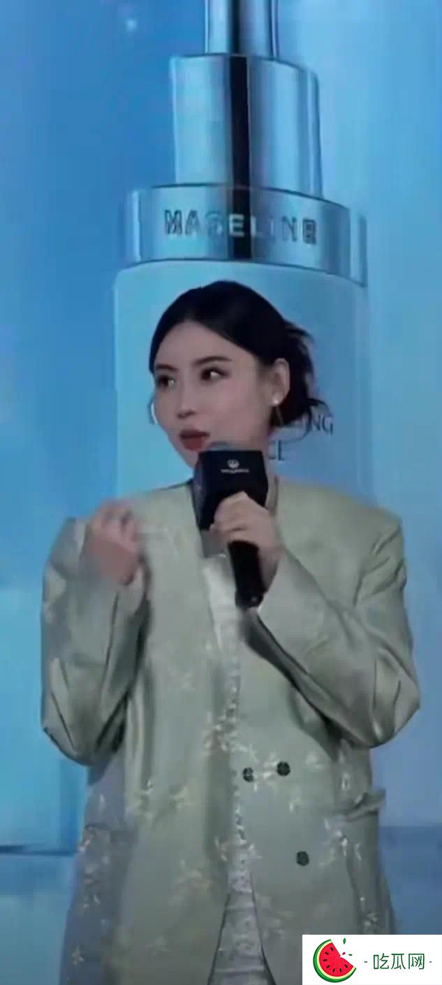 独自养三娃还美成这样？张柏芝用实力打脸“靠脸吃饭”偏见！