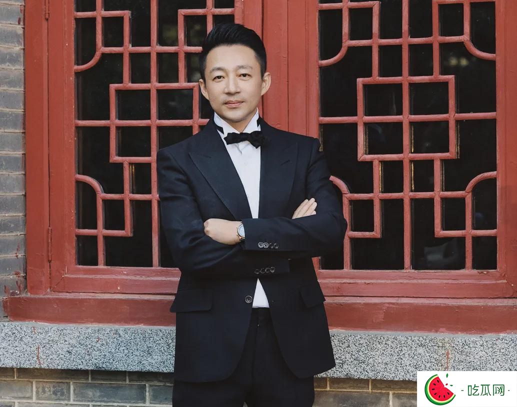 麻六记关店原因被扒，合同到期遭商场清退，汪小菲到处出差寻机会