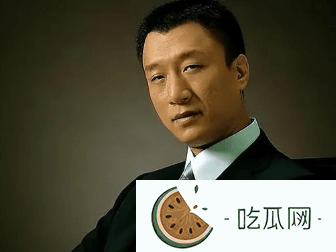 孙红雷近照曝光！开着300万的路虎揽胜，如今移居澳洲生活潇洒