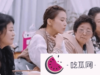 黄圣依自曝初恋是贾乃亮！网友：被前妻绿，被前夫渣，不如复合？